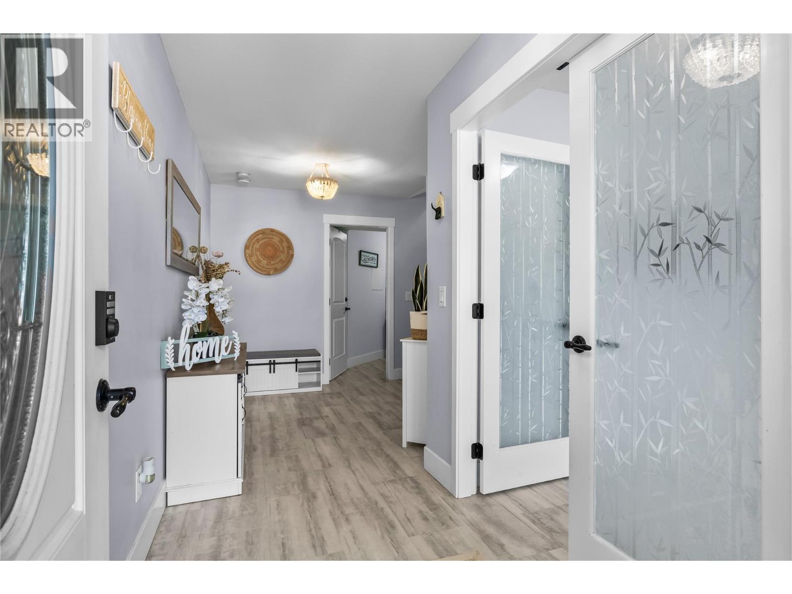  2180 Sunview Drive, West Kelowna