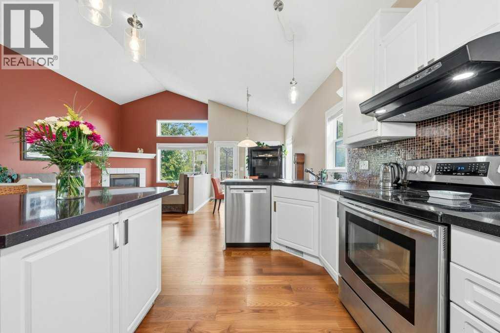 165 Douglasview Rise SE - 9