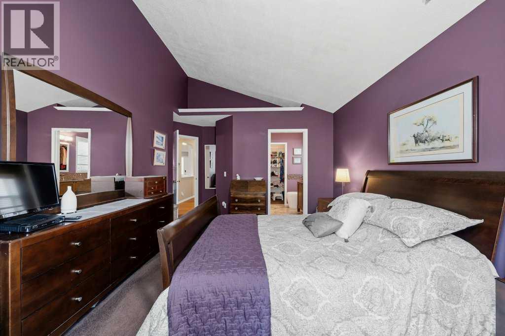 165 Douglasview Rise SE - 17