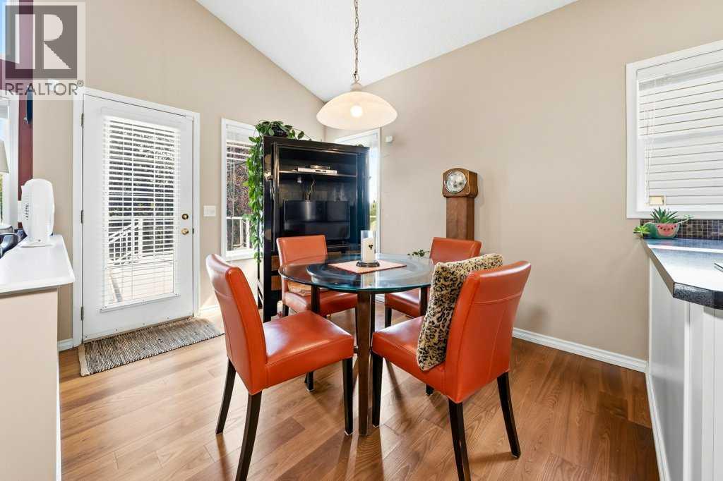 165 Douglasview Rise SE - 11