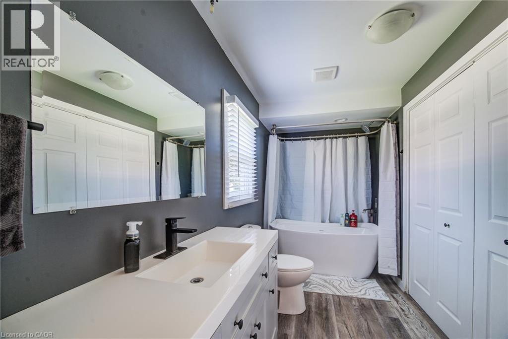 14 MADDISON Street E - Image 22