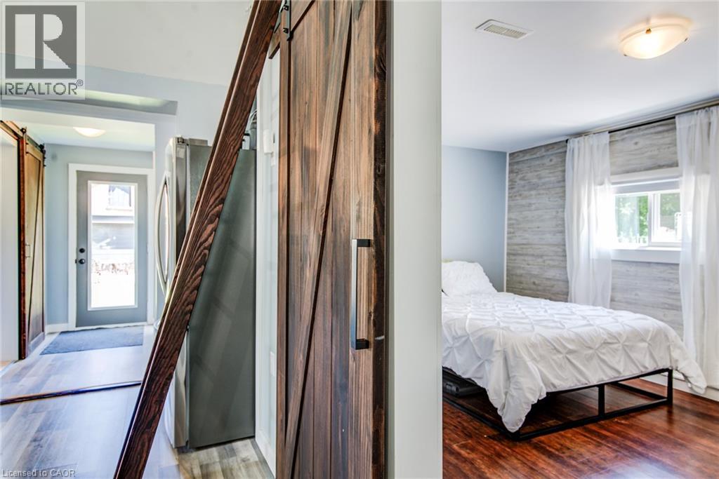 14 MADDISON Street E - Image 16