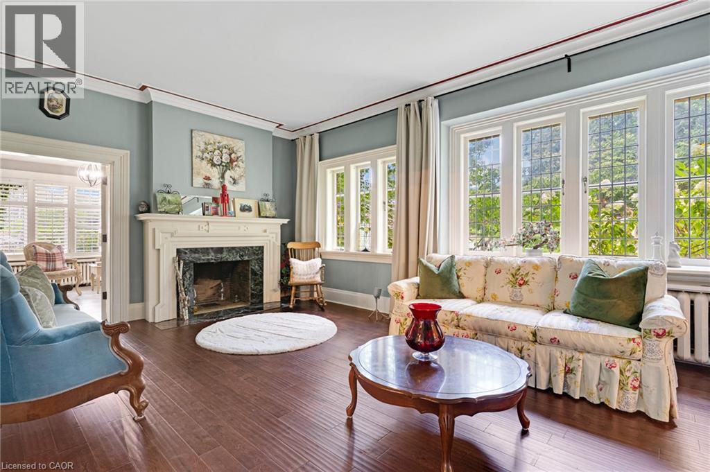 122 DUFFERIN Avenue - Image 18