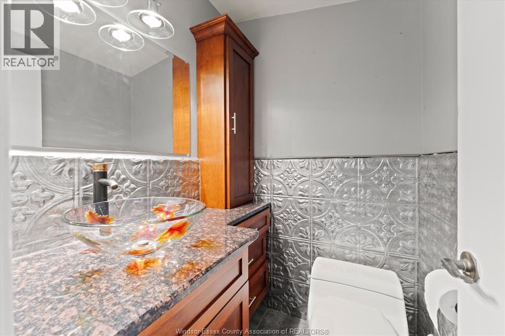 3740 OUELLETTE - Image 18