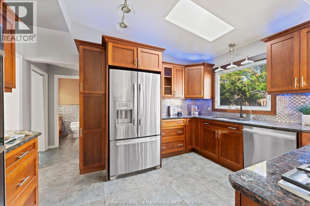 3740 OUELLETTE - 8