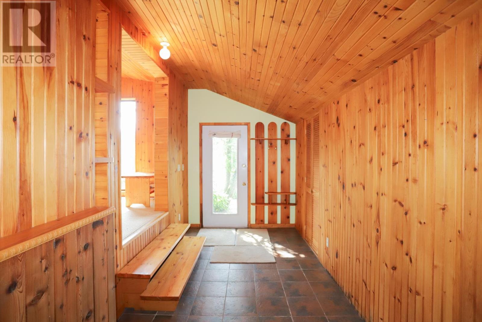305 Copper Bay RD - Image 22
