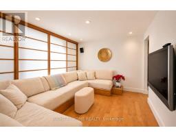 Laundry room - 54 London Road, Newmarket, ON L3Y6A2 Photo 7
