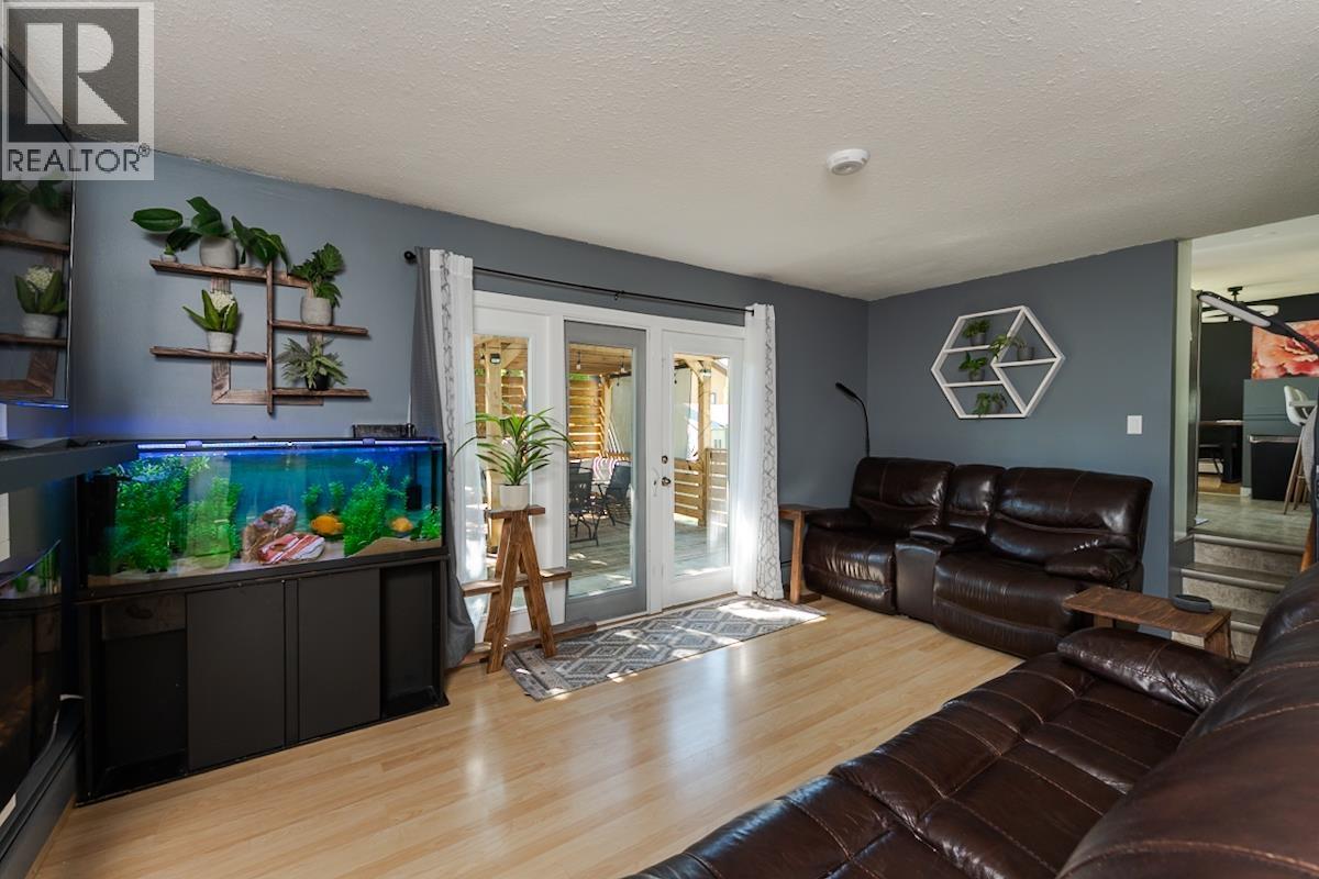 Photo 13 of 40 — 1567 BUCHANAN AVENUE · Prince George, BC