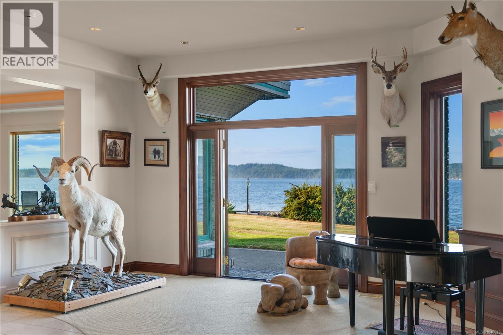 340 Berray Rd, Fanny Bay
