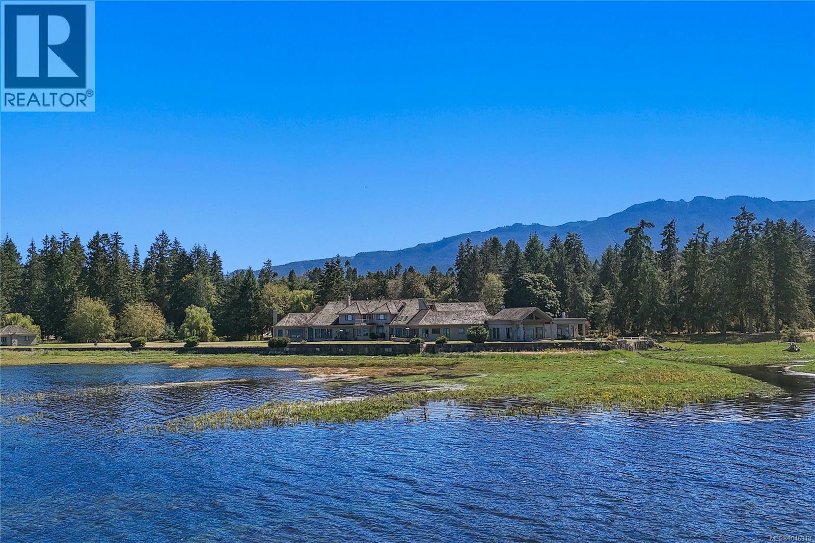 340 Berray Rd, Fanny Bay