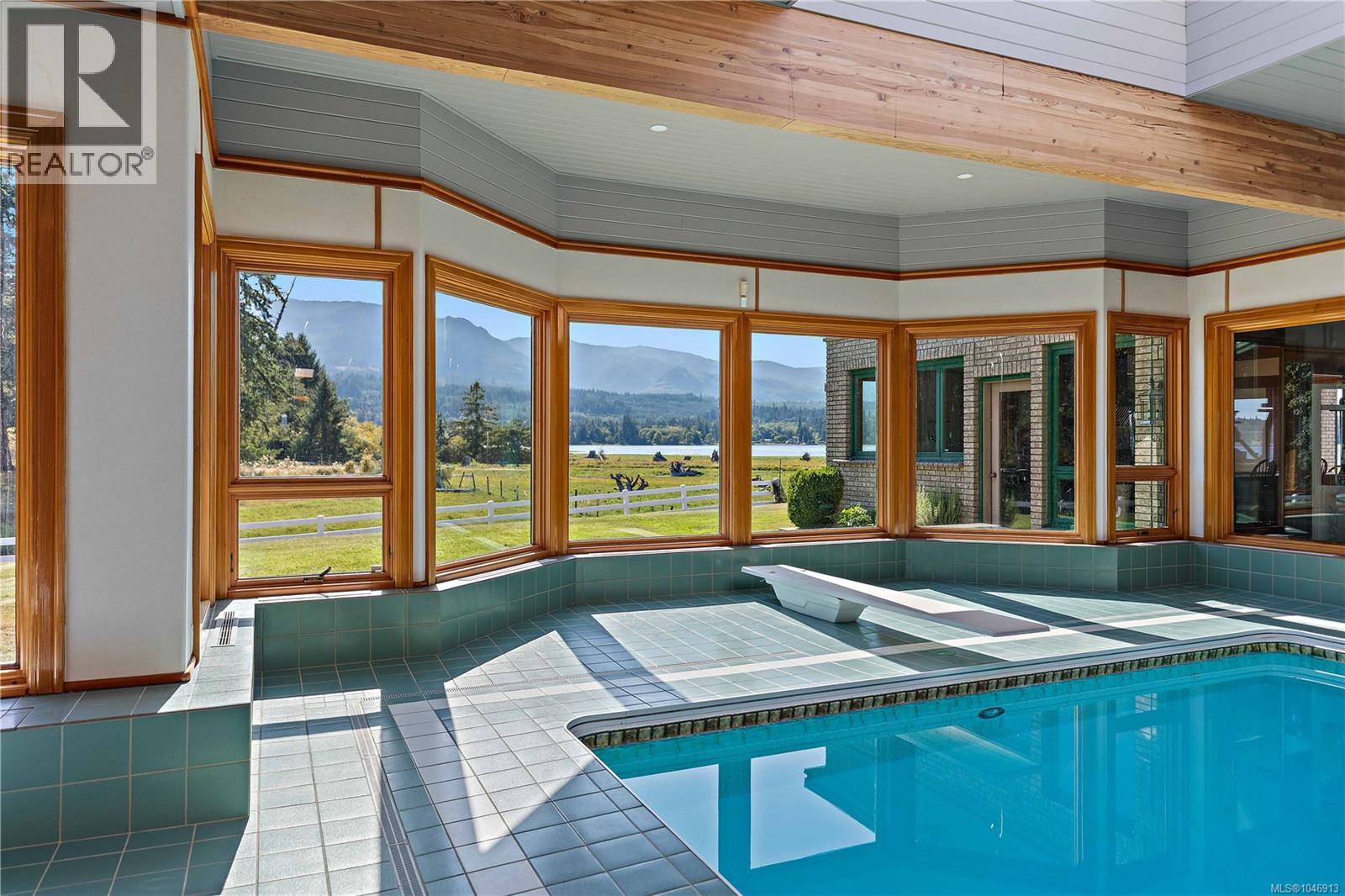 340 Berray Rd, Fanny Bay