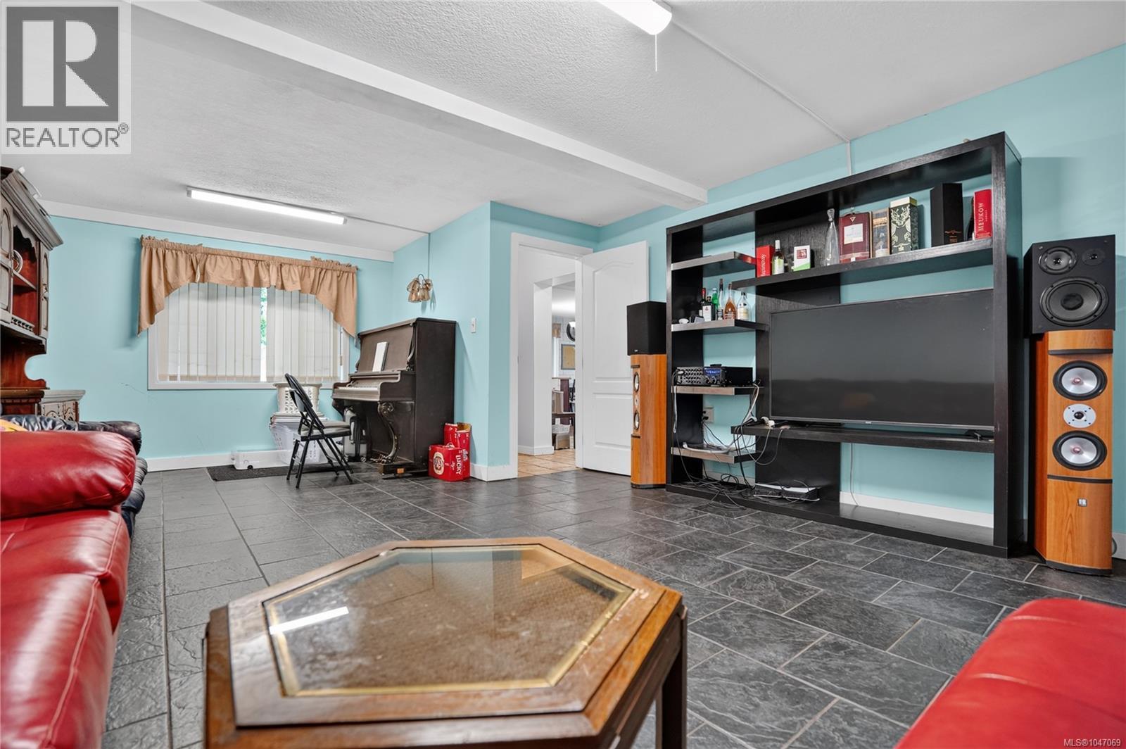 5633 STRICK Rd, Port Alberni