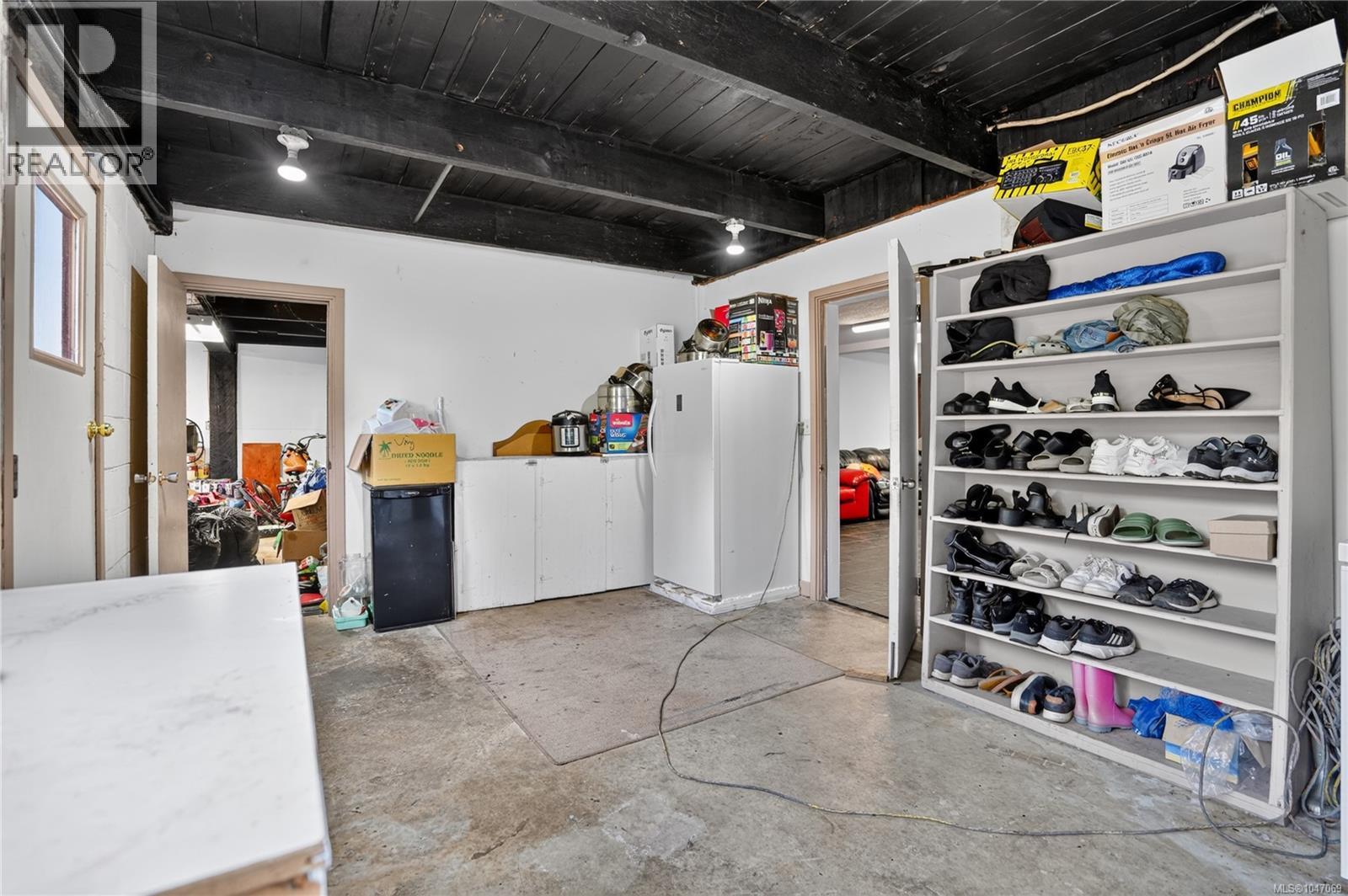 5633 STRICK Rd, Port Alberni