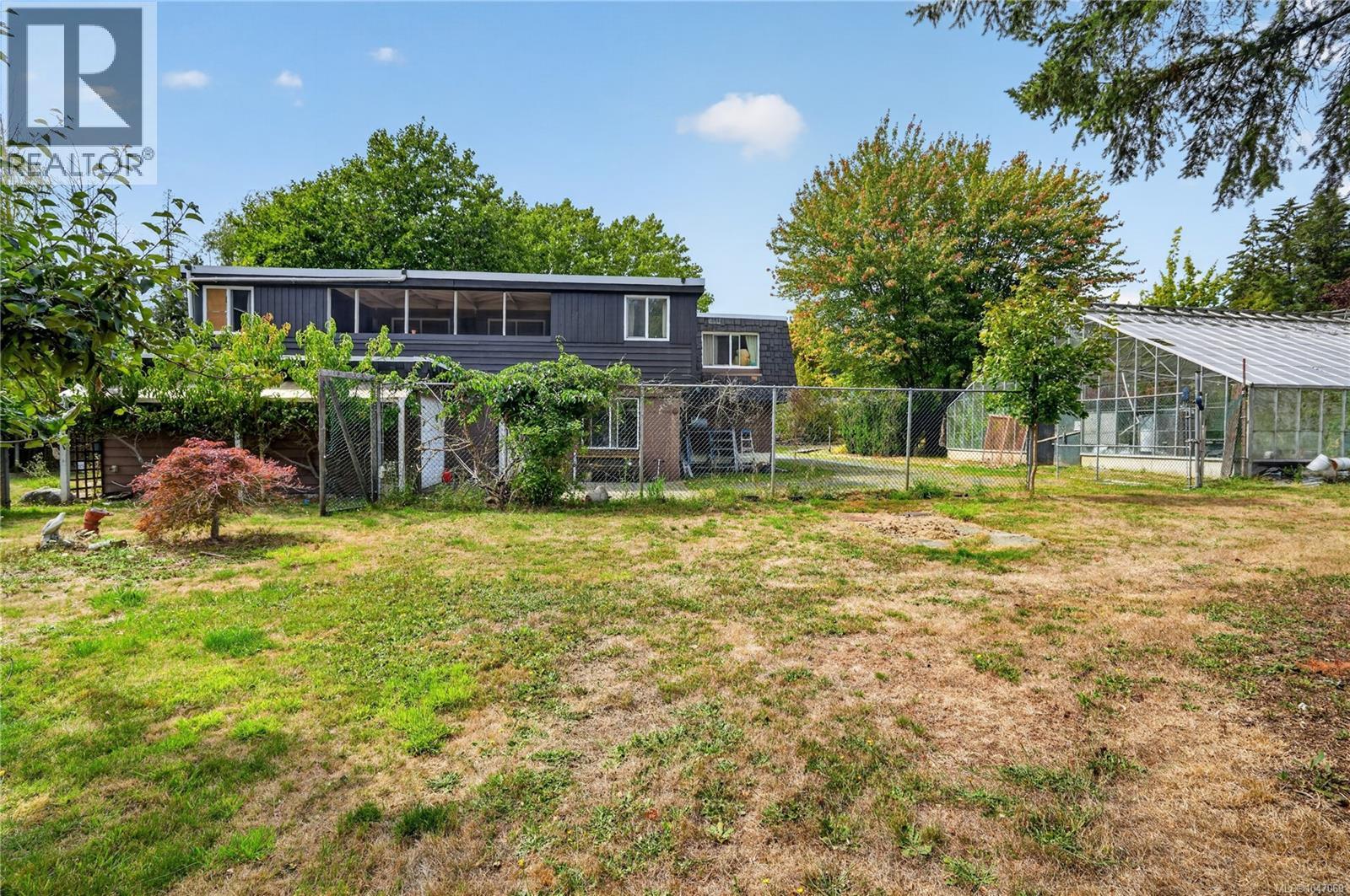 5633 STRICK Rd, Port Alberni