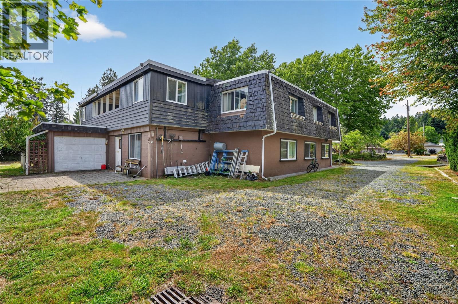 5633 STRICK Rd, Port Alberni