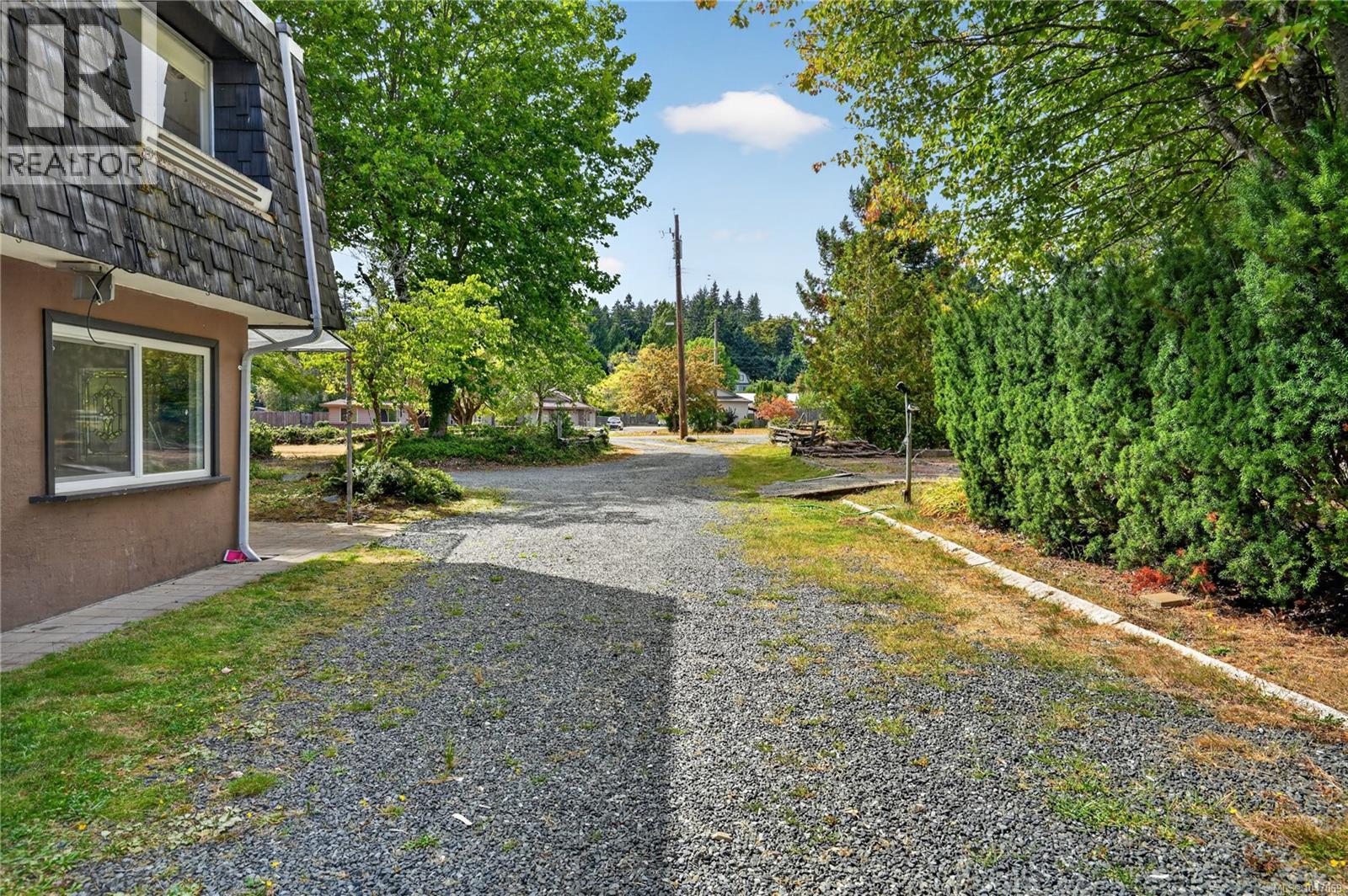 5633 STRICK Rd, Port Alberni