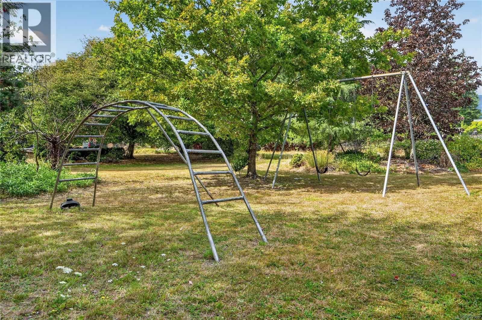 5633 STRICK Rd, Port Alberni