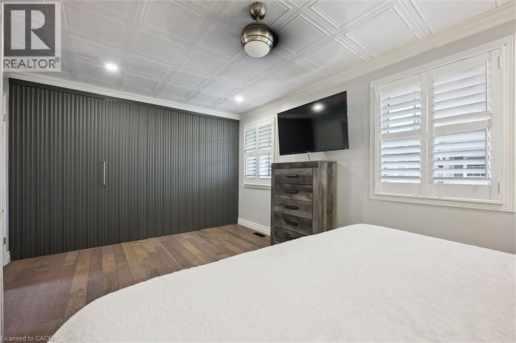 #15 955 KING Road - 17