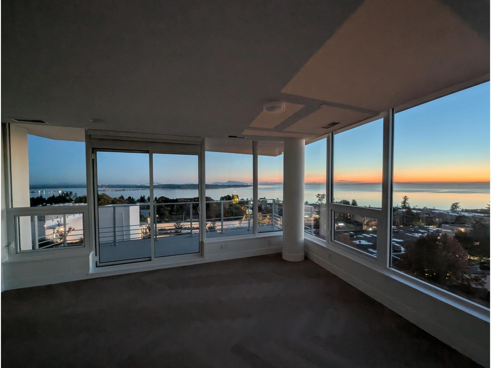 705 1342 JOHNSTON ROAD, White Rock