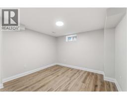 124 Mcelroy Road E Unit# 3, Hamilton, ON L9A1Y9 Photo 9
