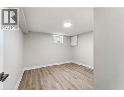 124 Mcelroy Road E Unit# 3, Hamilton, ON L9A1Y9 Photo 7