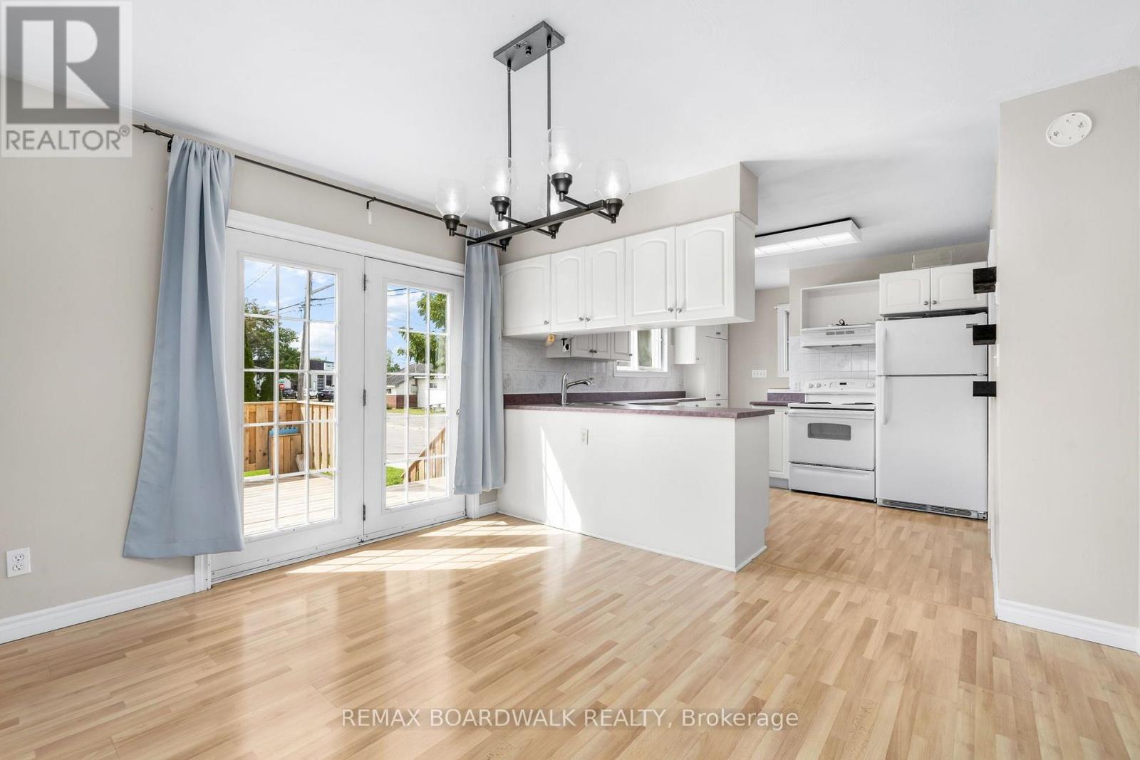 22 MERRICK STREET - Image 10