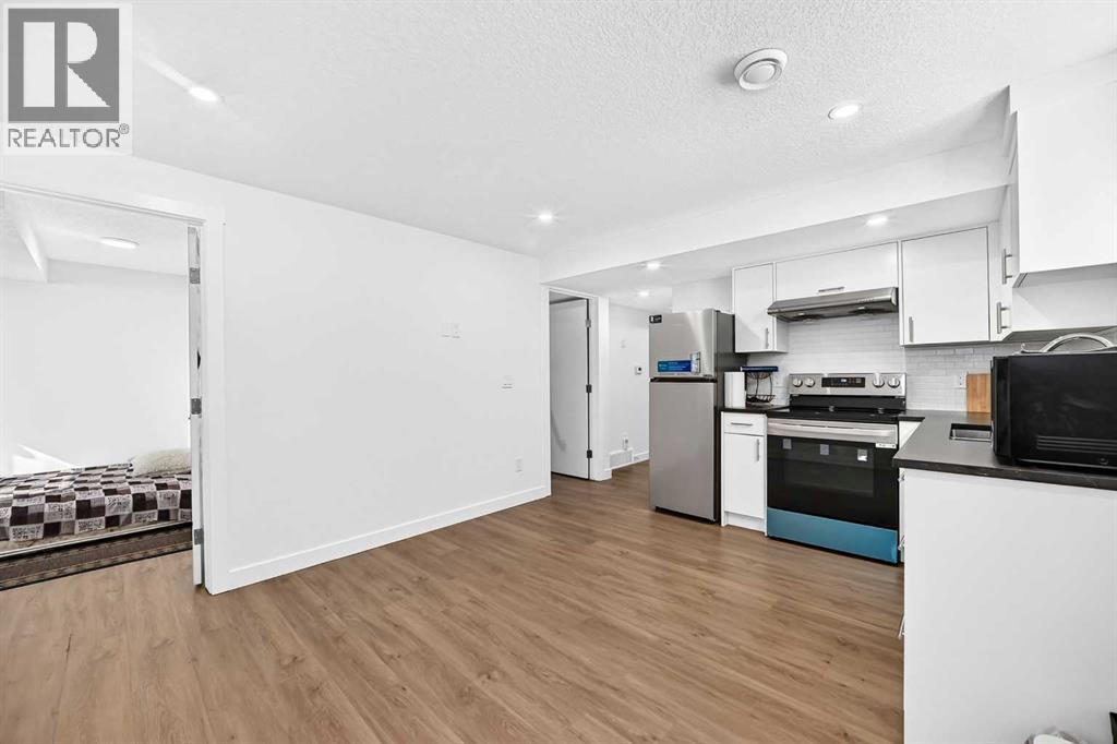 8 Skyview Point Terrace NE - 30
