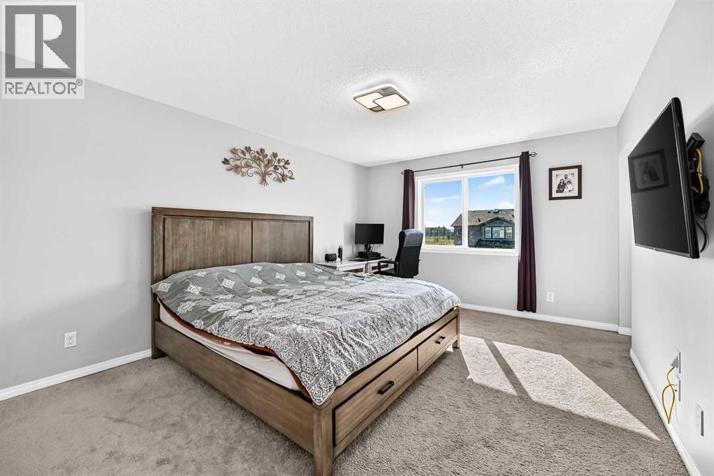 8 Skyview Point Terrace NE - 17