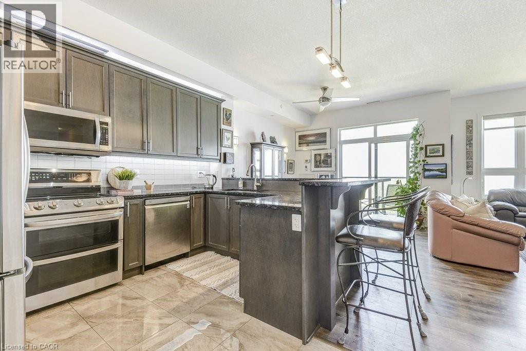 #627 125 SHOREVIEW Place - Image 6