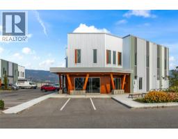 301 2175 Optic Court, Kelowna