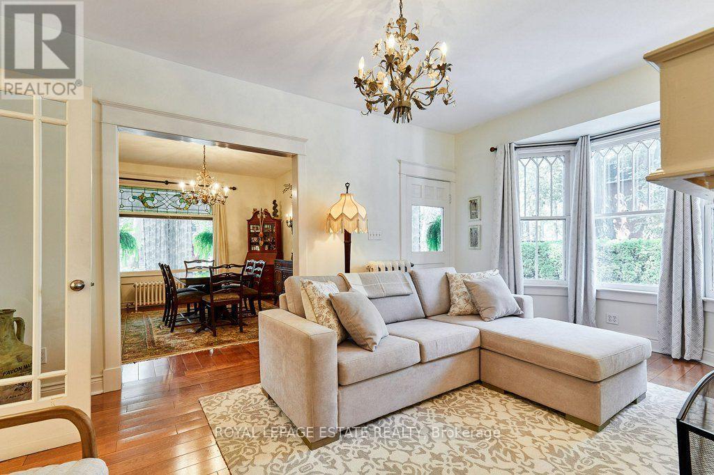 57 SILVER BIRCH AVENUE - 13