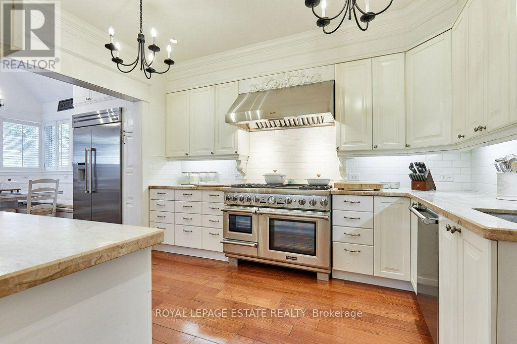 57 SILVER BIRCH AVENUE - 15