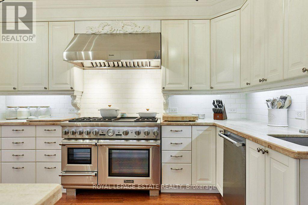 57 SILVER BIRCH AVENUE - 16