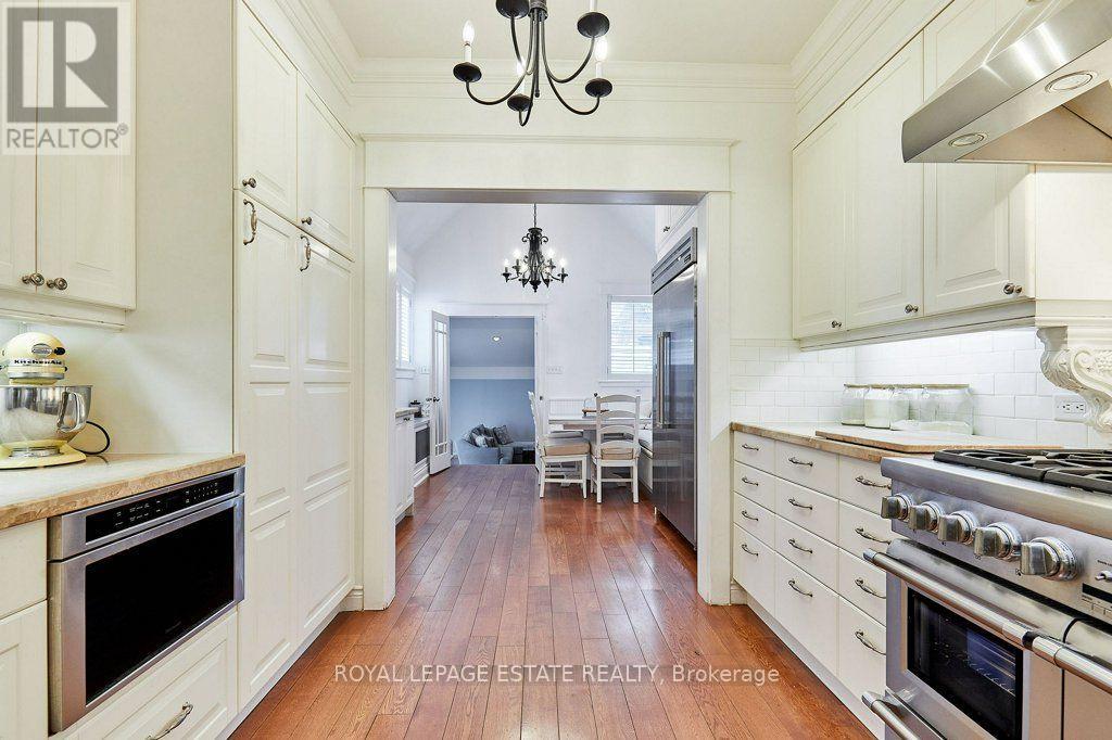 57 SILVER BIRCH AVENUE - 19