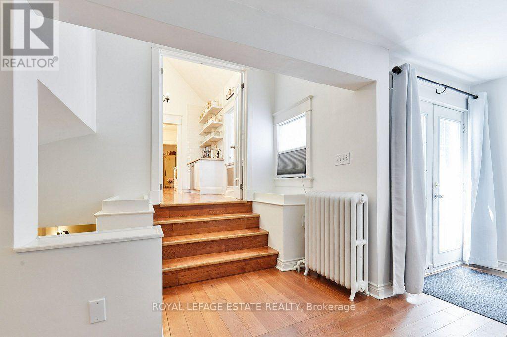 57 SILVER BIRCH AVENUE - 28