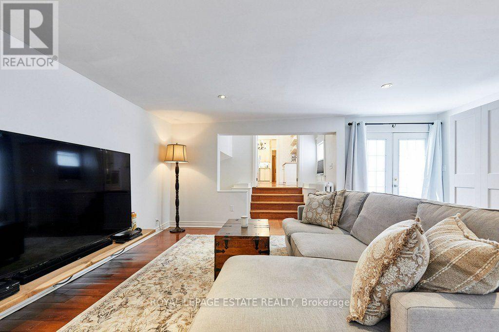 57 SILVER BIRCH AVENUE - 30