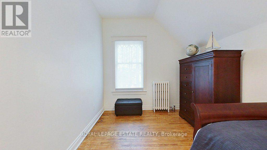 57 SILVER BIRCH AVENUE - 40