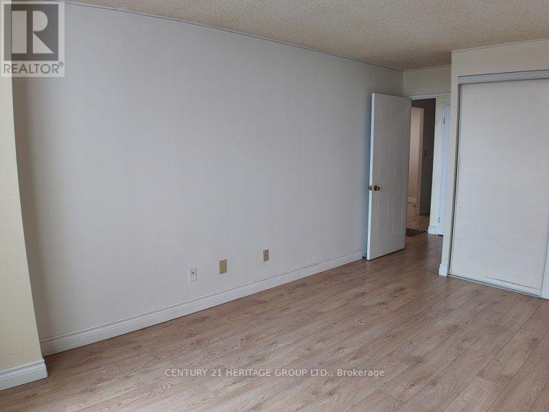 #1412 400 MCLEVIN AVENUE - 13