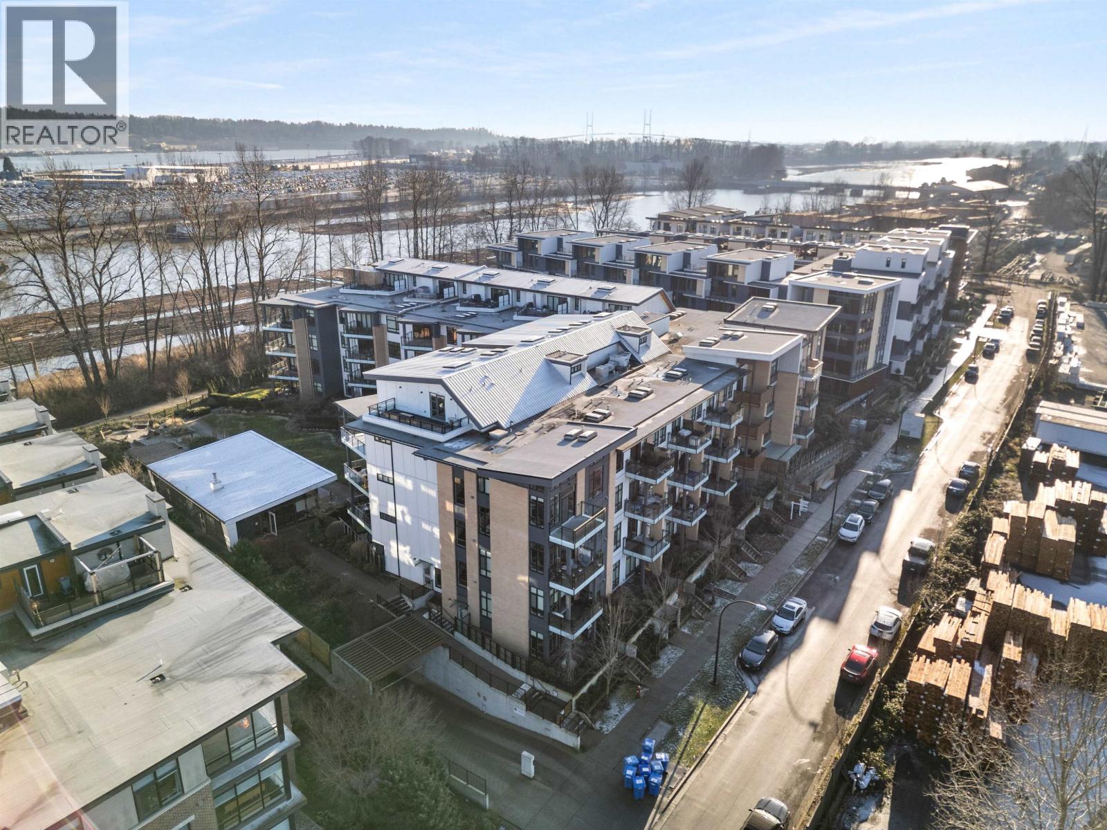 219 300 SALTER STREET, New Westminster