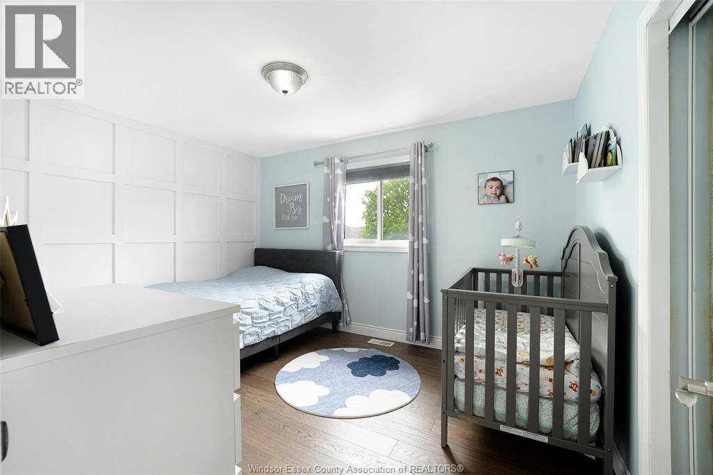 4205 BARTON CRESCENT - Image 27