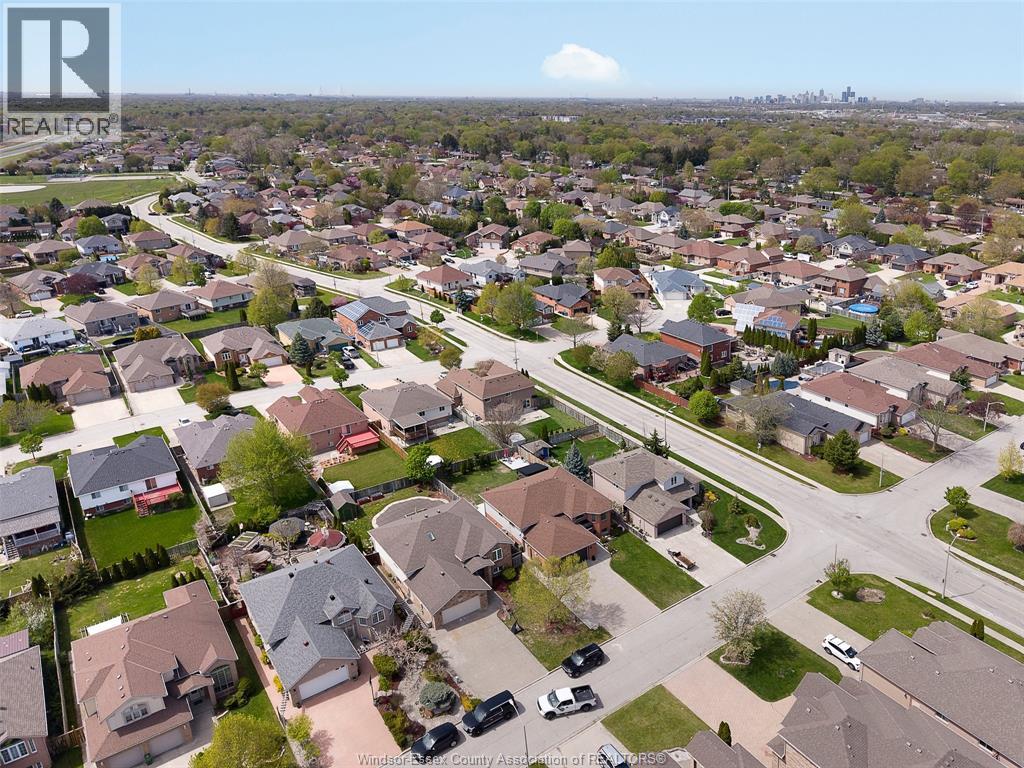 4205 BARTON CRESCENT - Image 38