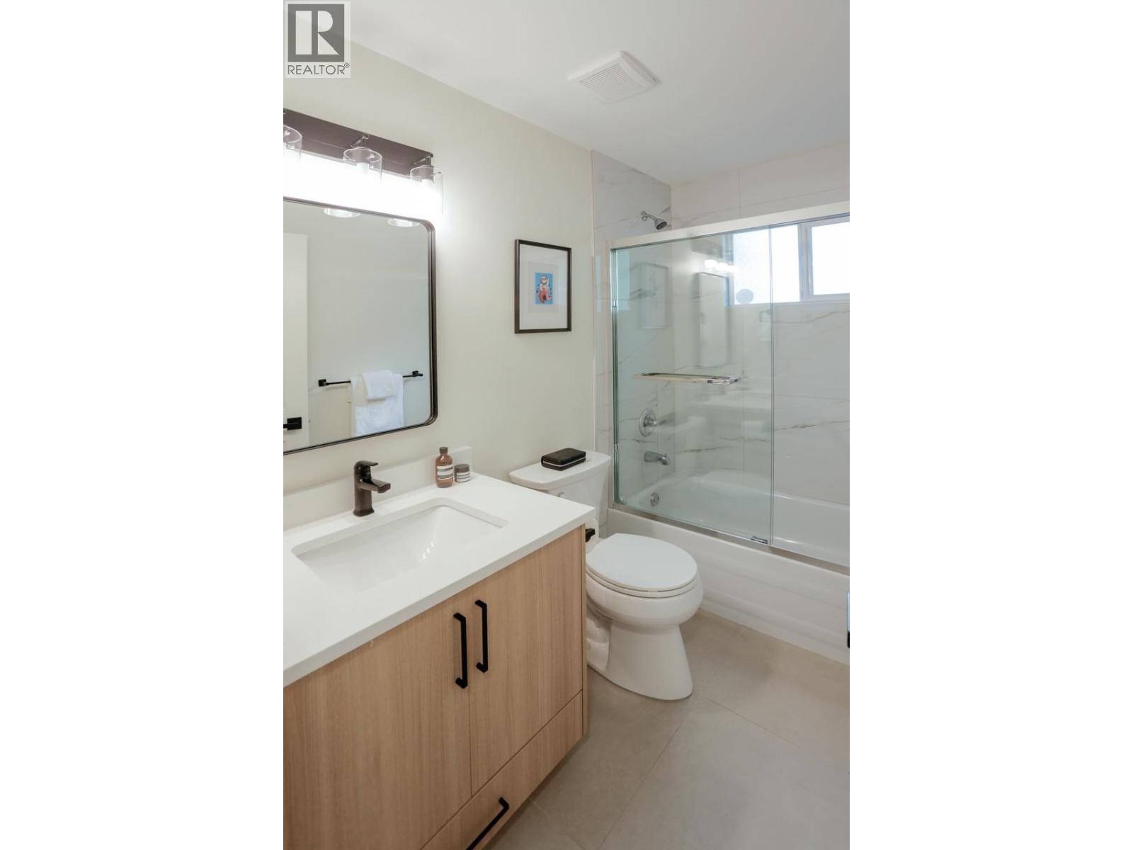 6 Bed, 4 Bath House for Sale in Vancouver – 1808 E 51ST AVENUE, Vancouver – MLS# R3158241 - Image 19