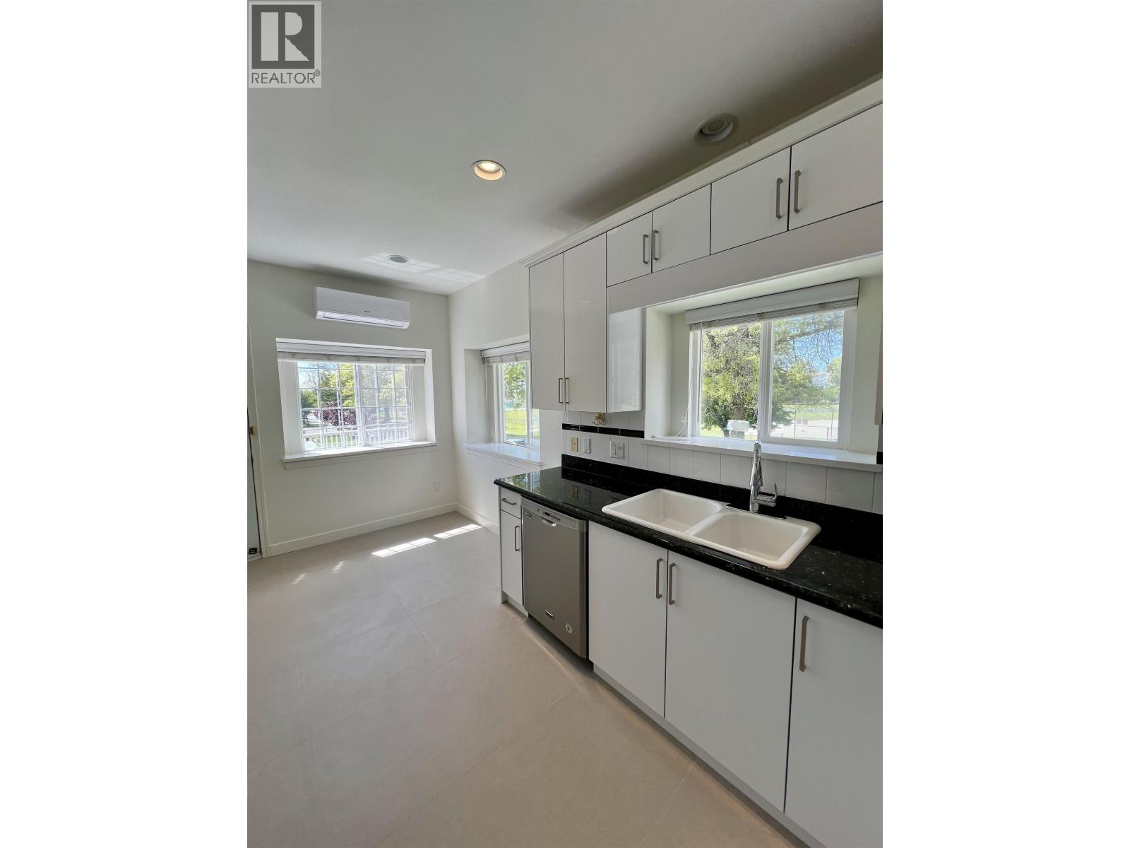 6 Bed, 4 Bath House for Sale in Vancouver – 1808 E 51ST AVENUE, Vancouver – MLS# R3158241 - Image 26
