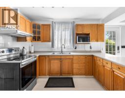 1728 Pekrul Place, Port Coquitlam, BC V3C6A7 Photo 24