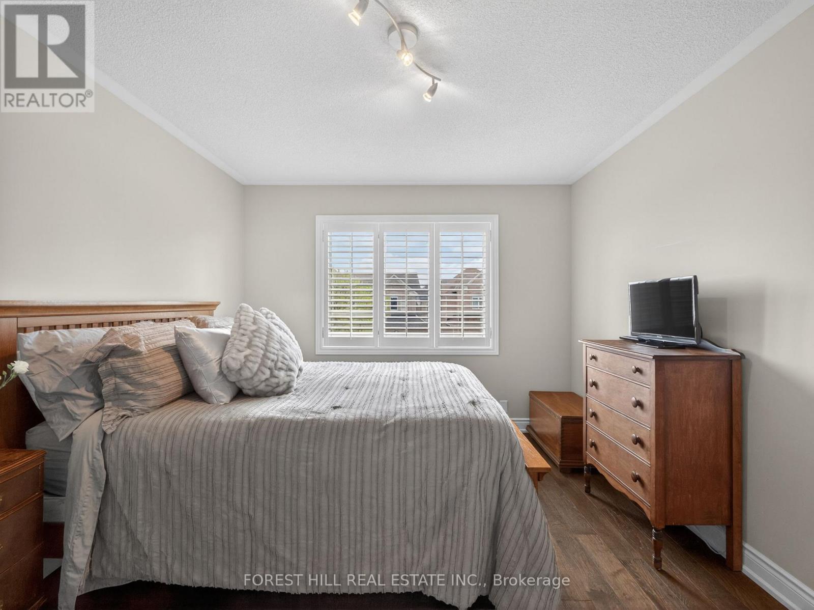 120 SANDWOOD DRIVE - Image 39