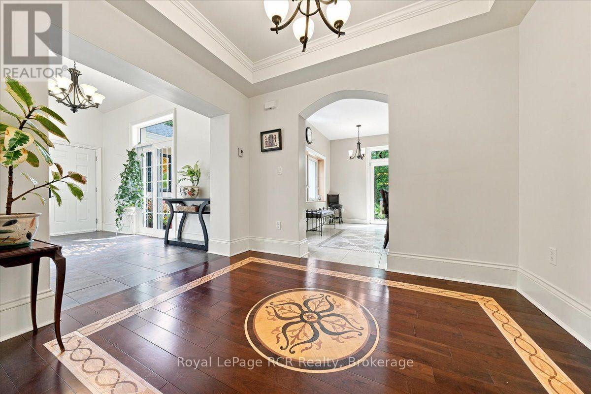 575 QUEEN STREET - Image 15