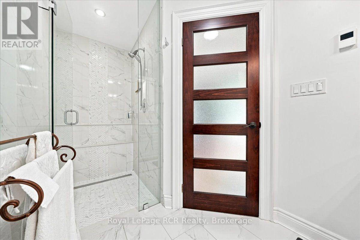 575 QUEEN STREET - Image 35