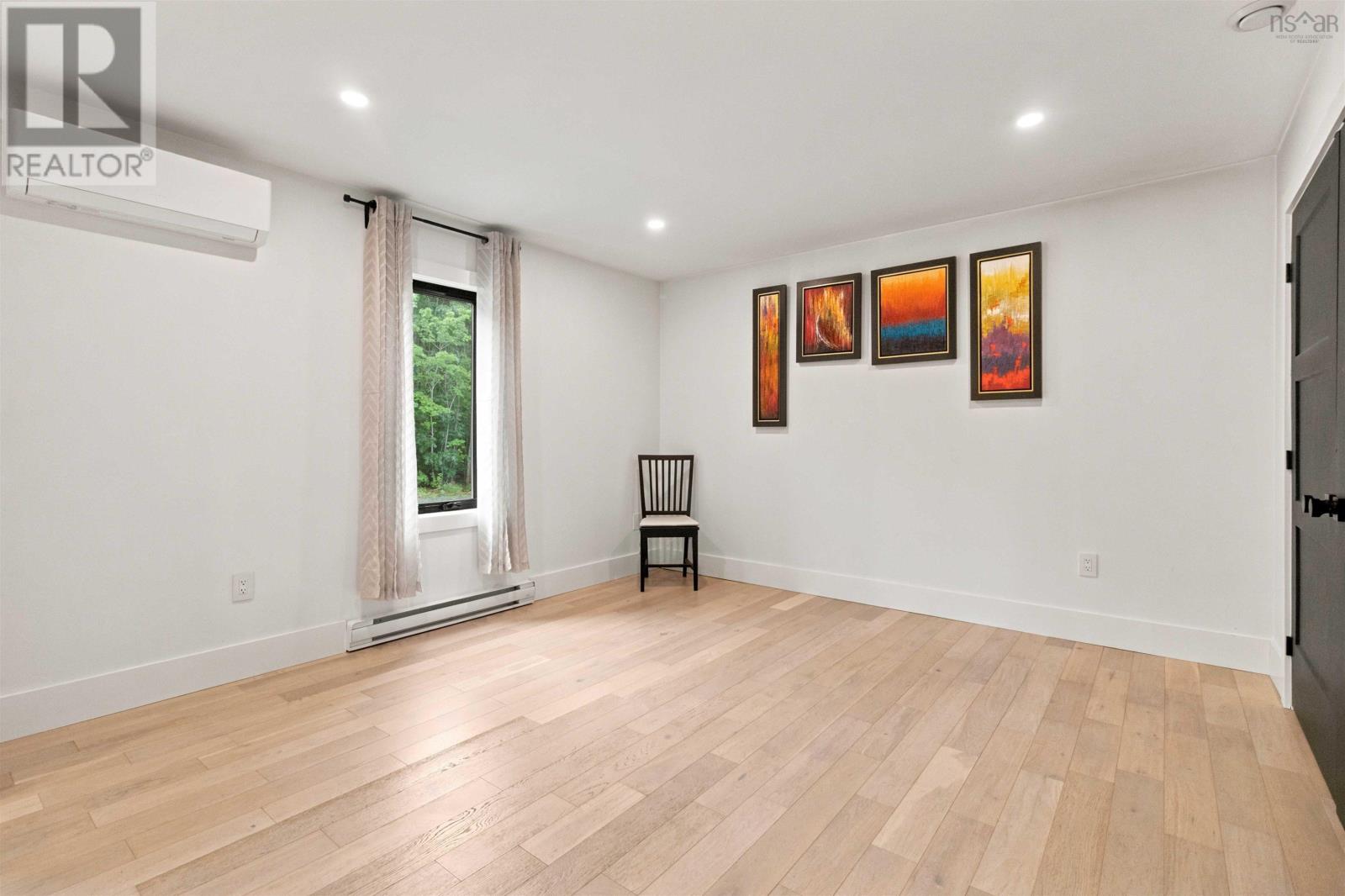 Property 27 of 47 of 105 Janda Crescent