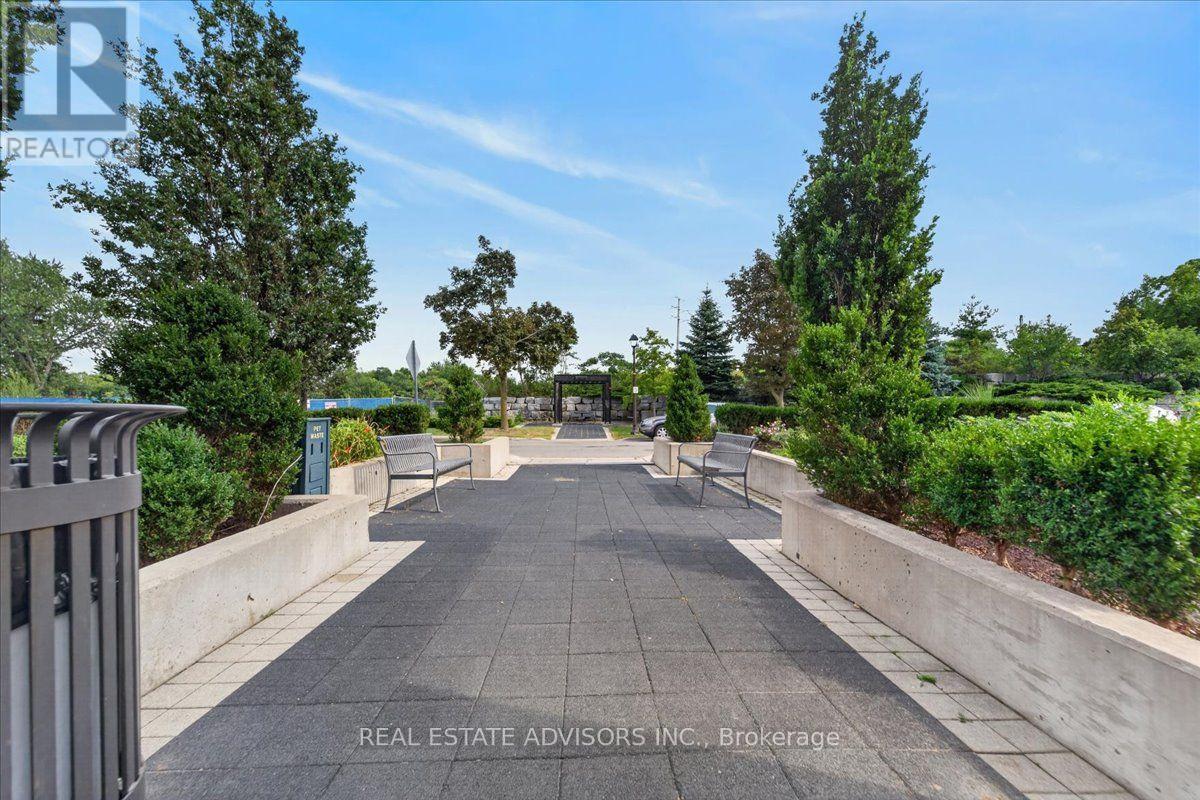 #608 100 JOHN STREET - 31
