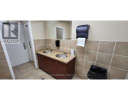 201 - 1001 Finch Avenue W, Toronto, ON M3J2C7 Photo 16